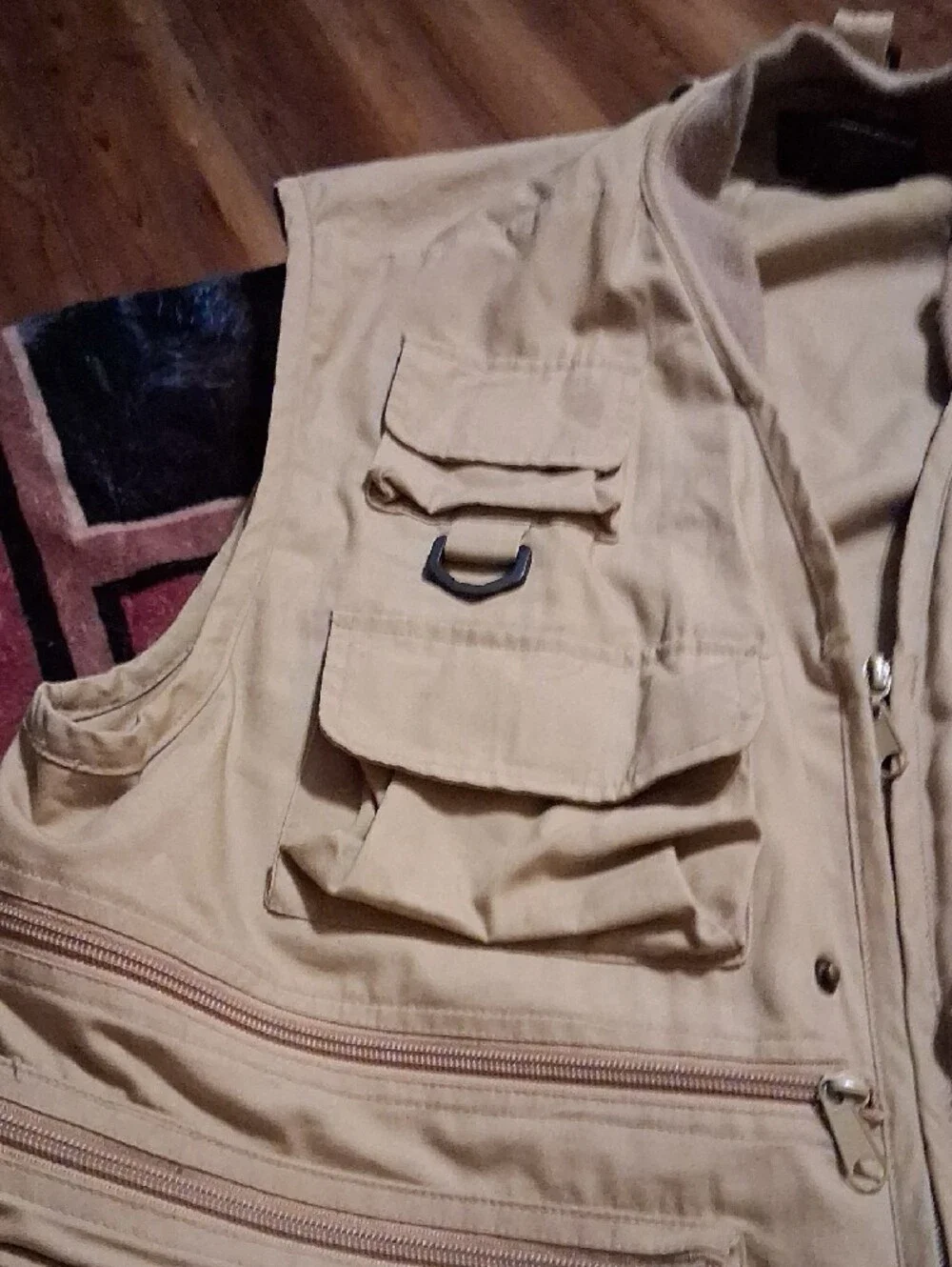 Men’s Khaki Multi-Pocket Outdoor Fishing Vest